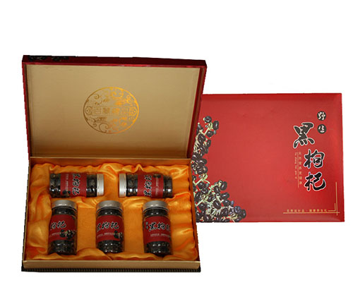 12 wild black wolfbe..